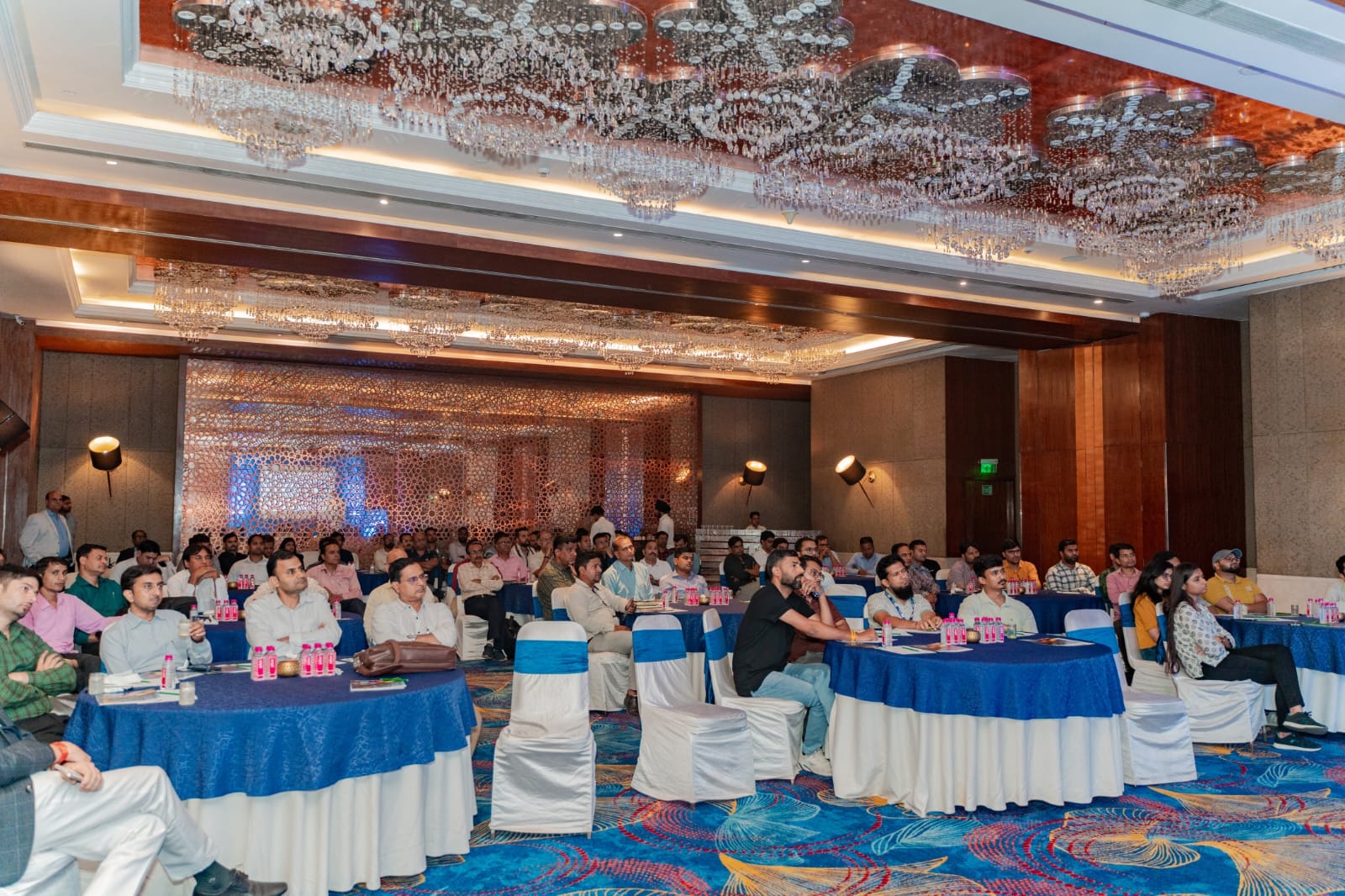 A full hall of attendees at the Cyber Shoppe and Sophos Managed Detection and Response event in 2024.